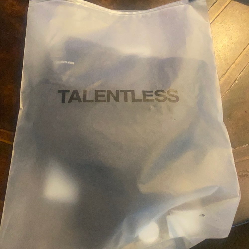Women’s shorts, only tried on once